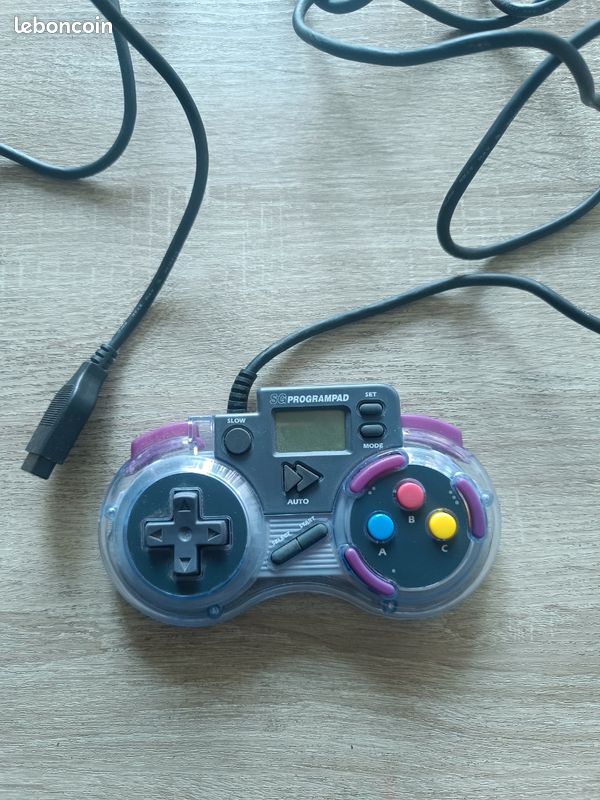 Manette De Jeu Pour Sega Megadrive / Genesis - SG Programpad - Occasion Fonctionnelle