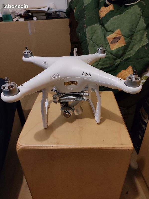 Drone dji phantom 3 professional edition limitée (image 1)