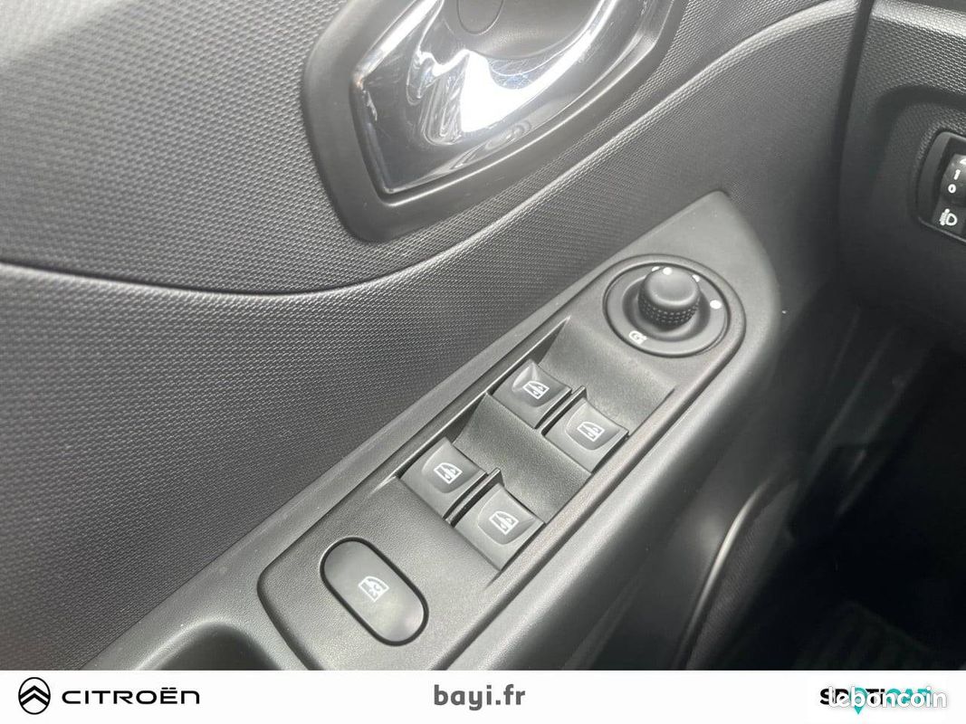 RENAULT Captur dCi 90 Energy S&S eco² Zen (image 13)