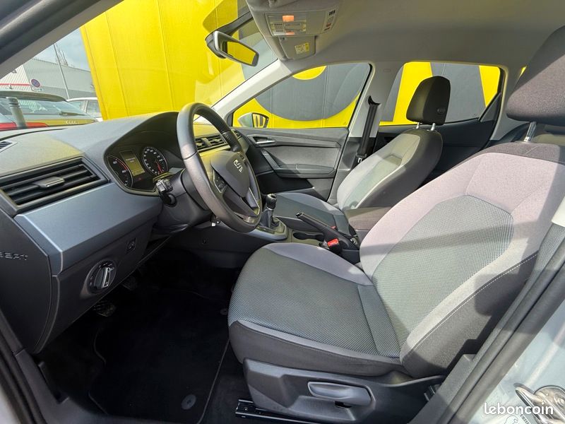 Seat Arona 1.6 TDI 95 Style Business Carplay Régul Clim auto (image 18)