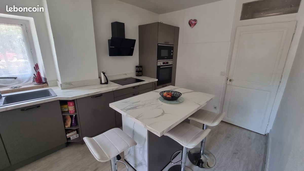 Appartement 5 pièces 94 m² · à Belley · 94 m² · 145 000 €