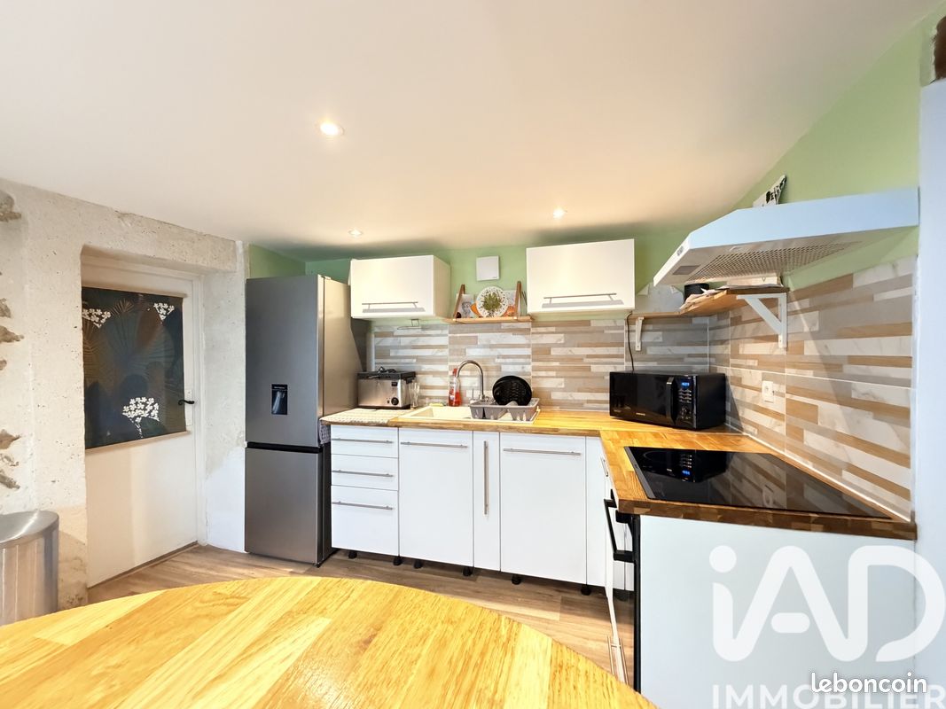Maison 3 pièces 67 m² · à Saint-Jean-les-Deux-Jumeaux · 67 m² · 145 000 €