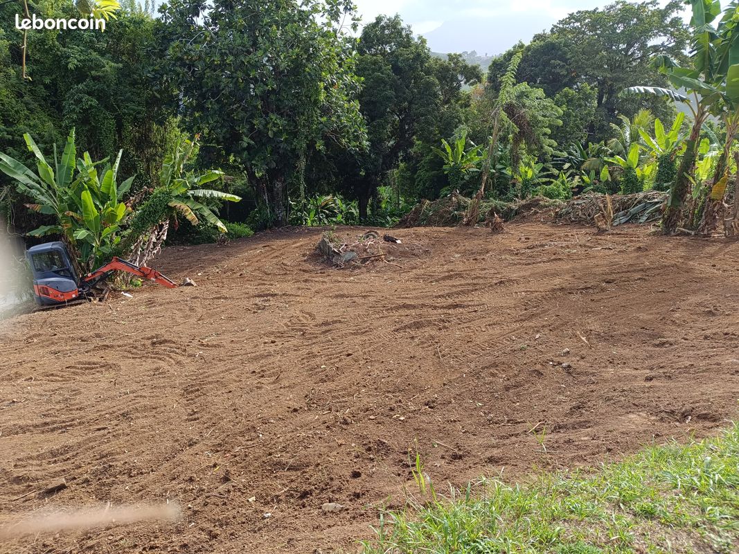 Terrain a vendre · à Le Lorrain · 47 000 €