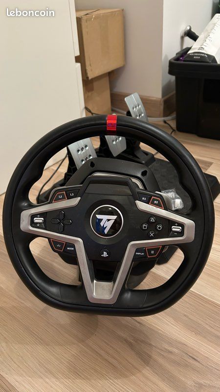 Volant Thrustmaster T248 – PS4 / PS5 / PC (image 2)