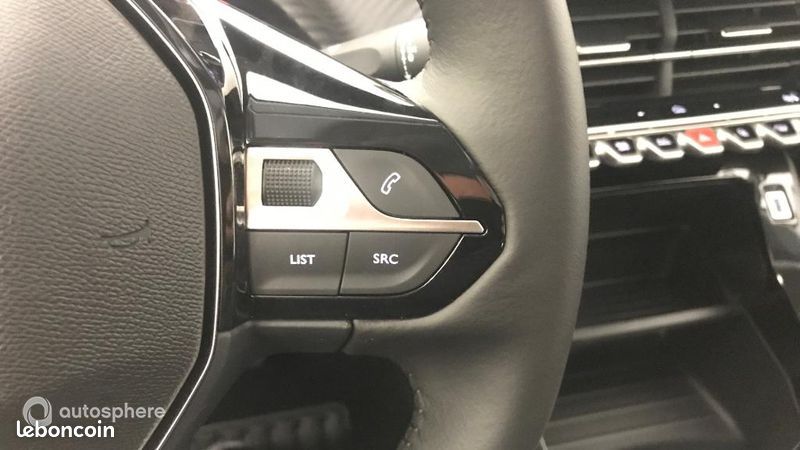 Peugeot 208 1.2 100ch Style S&S (image 25)