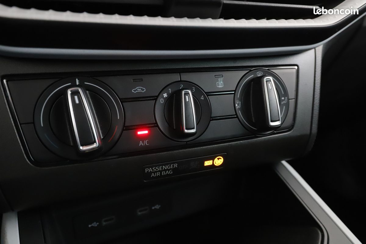 Seat Arona 1.0 EcoTSI Urban 95 ch (image 21)