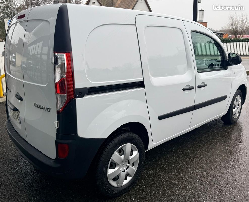 Renault kangoo dci 90 grand confort 10250 ht (image 2)