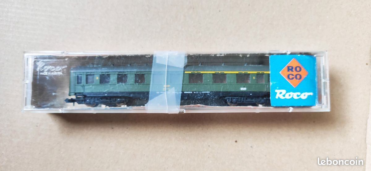 Roco voiture voyageurs référence 4275B SNCF - Modélisme