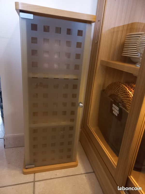 Vitrine en hêtre et verre (image 1)