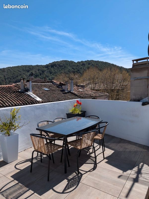 Appartement 3 pièces 68 m² · à Cabasse · 68 m² · 850 €