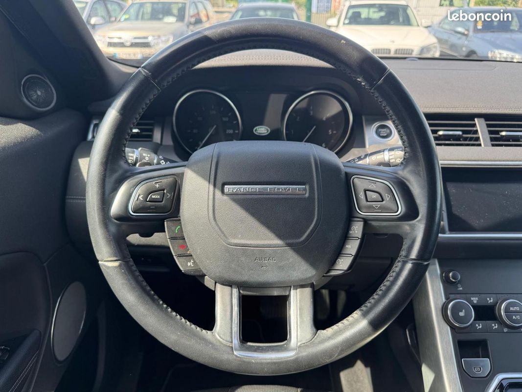 LAND ROVER RANGE ROVER EVOQUE 2.0 TD4 180cv SE Dynamic 4x4 (image 11)