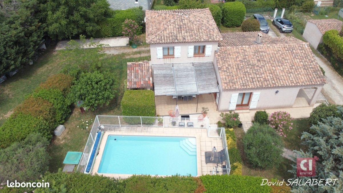 Maison 4 pièces 122 m² · à Le Val · 122 m² · 409 000 €