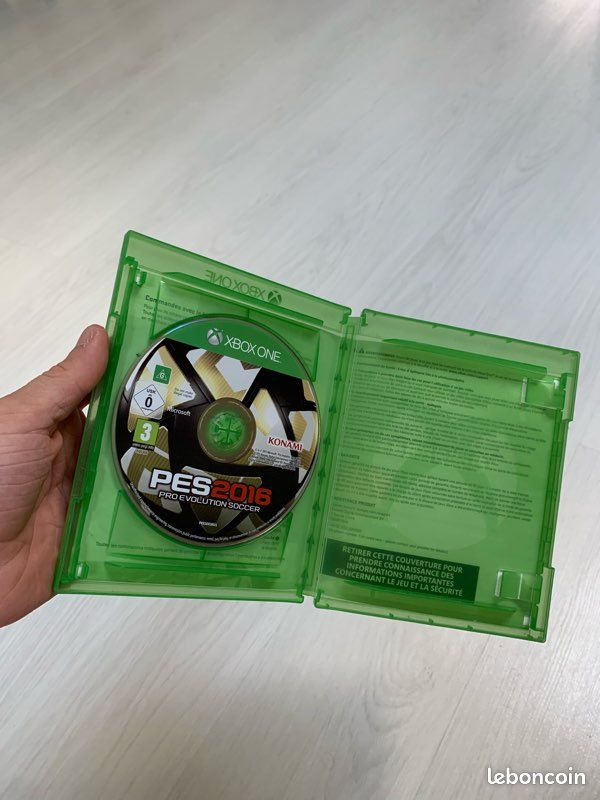 Jeu PES 2016 Day One Edition - Xbox One - Neuf Sous Blister - Konami