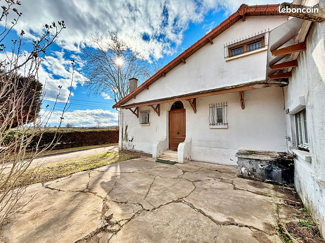 Maison 3 pièces 85 m² · à Villerest · 85 m² · 129 000 €