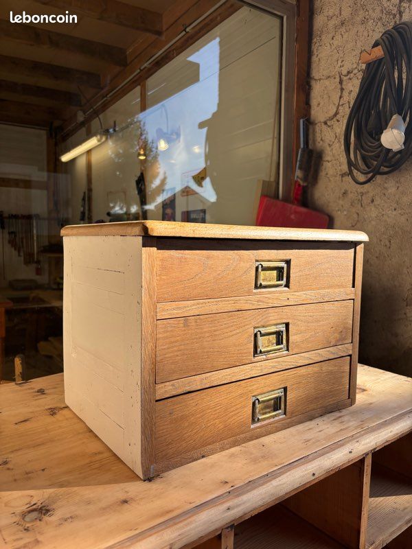 Meuble de rangement (image 1)