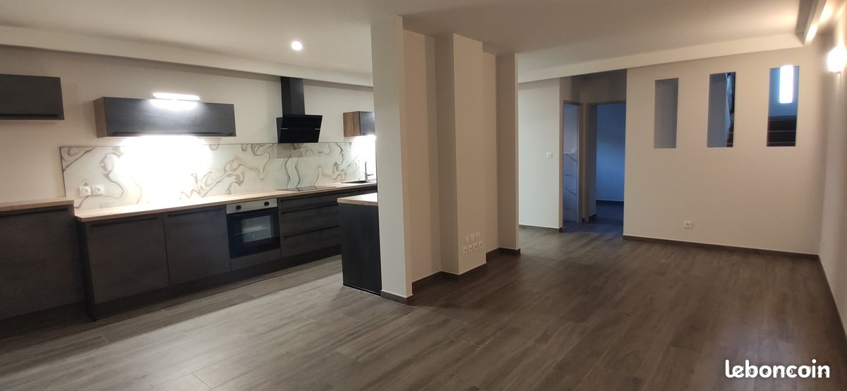 Maison 4 pièces 100 m² · à Cessieu · 100 m² · 1 350 €/mois