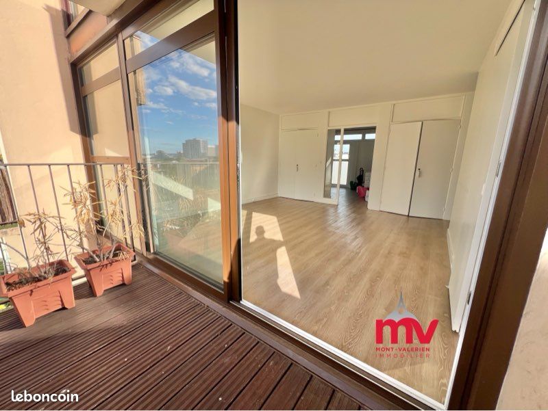 Appartement 3 pièces 65 m² · à Puteaux · 65 m² · 319 000 €