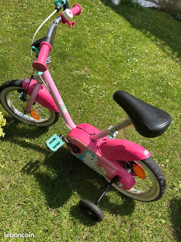 Velo petite fille avec roulettes Vélos