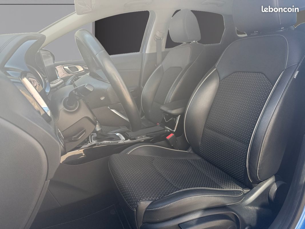 KIA CEED 1.4 T-GDI 140, boite auto, caméra recul, régulateur, carpaly, Garantie 12 mois (image 9)