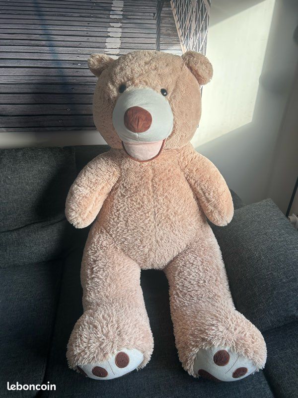 Peluche géante (image 1)