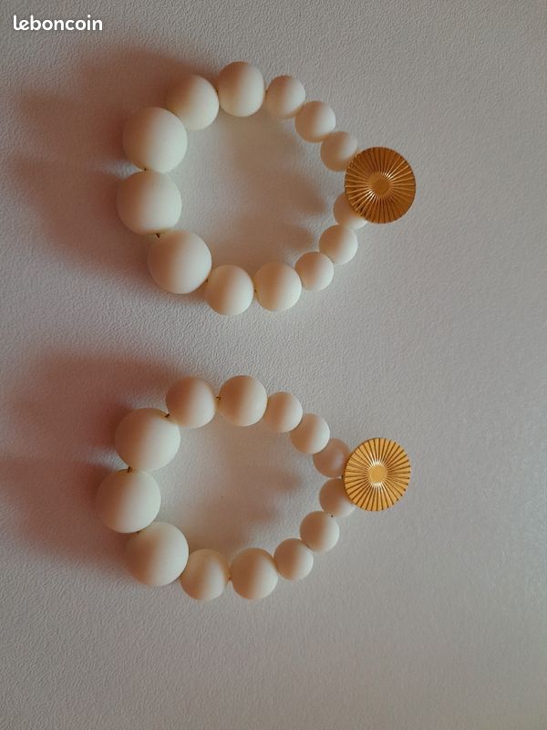 Paire de boucles d'oreilles ADOPT (image 1)