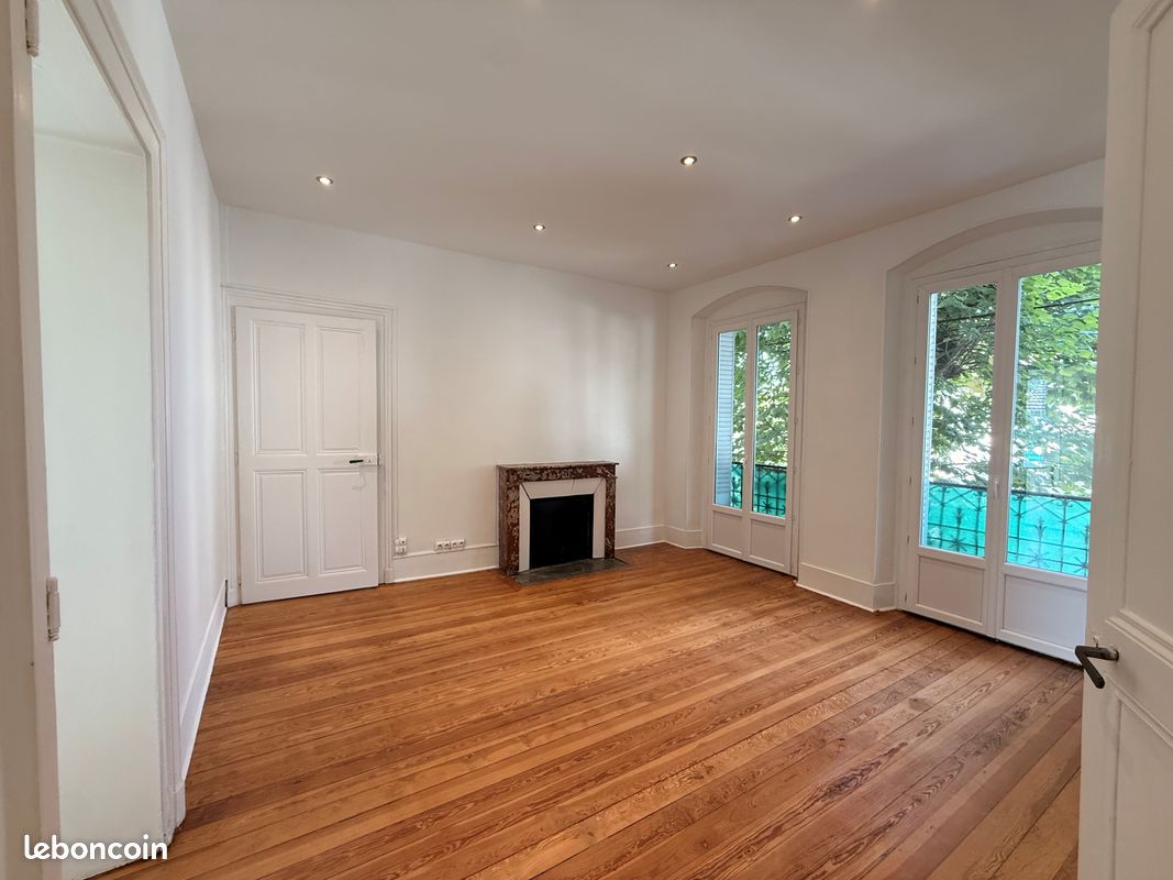 Appartement 4 pièces 93 m² · à Aix-les-Bains · 93,4 m² · 1 300 €/mois