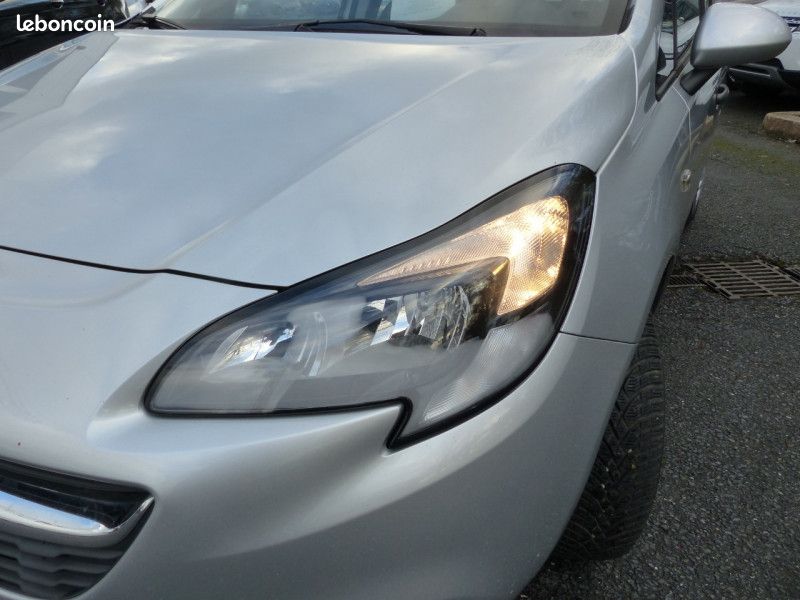 Opel CORSA 1.4 75CH ENJOY 5P (image 7)