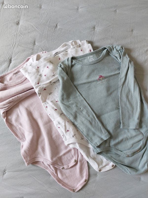 Lot de 3 bodies ML Kiabi 36 mois (image 1)