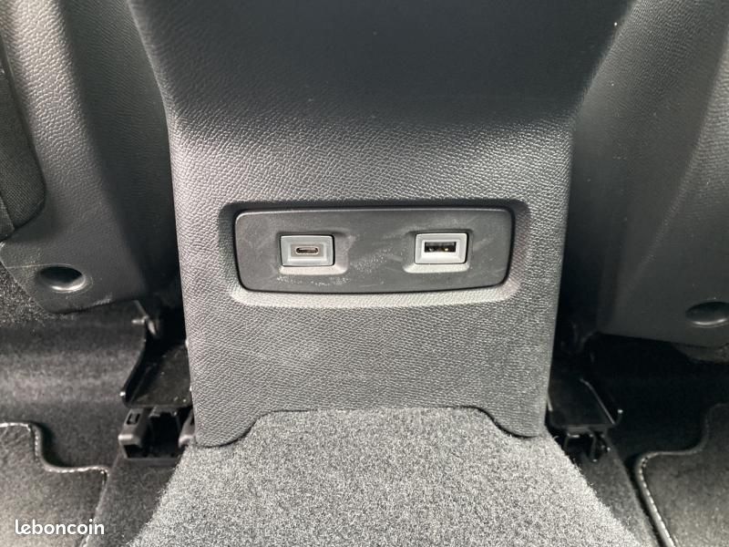 Citroen C4 Moteur électrique 136ch (100 kW) Live Pack Business Automatique (image 22)