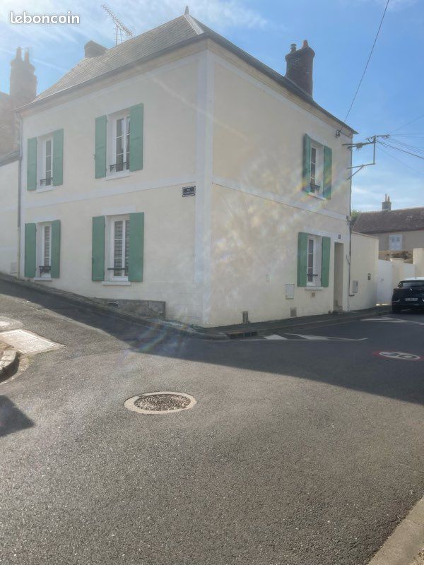 Maison 40 pièces 105 m² · à Châteaudun · 105 m² · 820 €