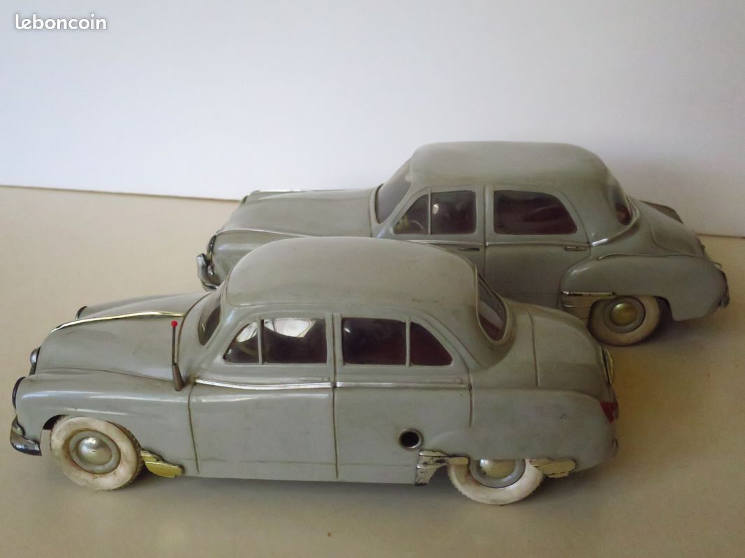 Gege 18 cm - Voiture, neuve ancien stock, celluloïd