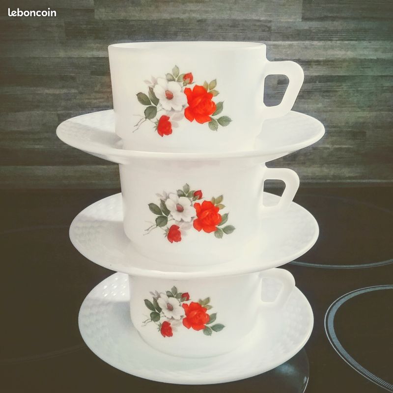 6 Tasses + 4 Soucoupes Arcopal Rose De France - Vintage, Motif Rose - Service 7 Pièces