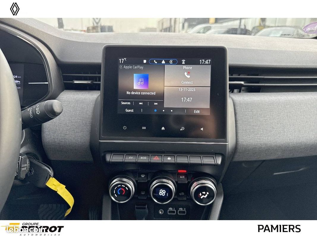 RENAULT Clio E-Tech full hybrid 145 Evolution (image 8)