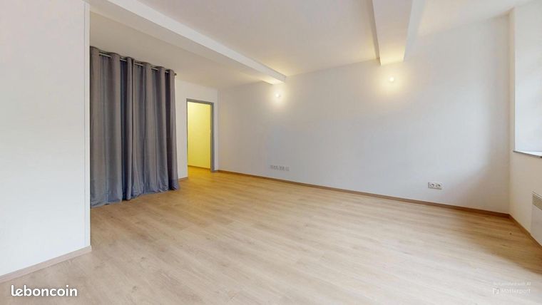 Immeuble 252 m² BEAUMONT-DE-LOMAGNE