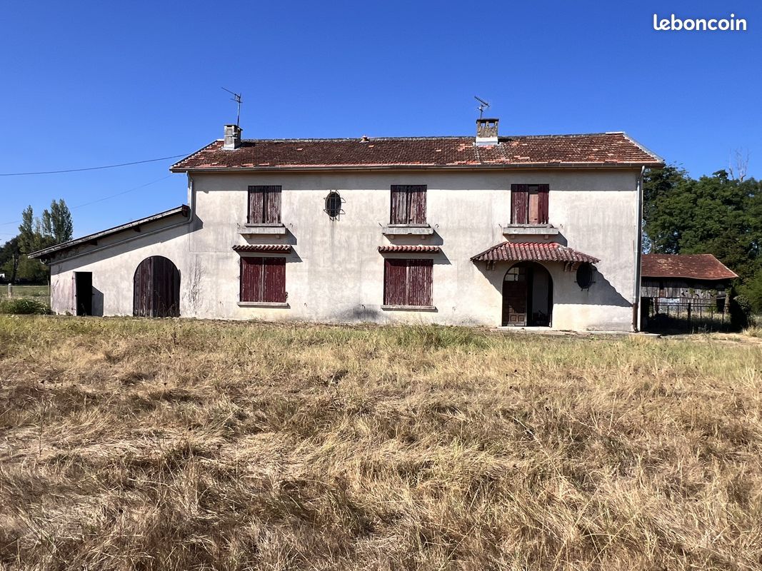 Maison 12 pièces 300 m² · à Saint-Sulpice-Et-Cameyrac · 300 m² · 420 000 €
