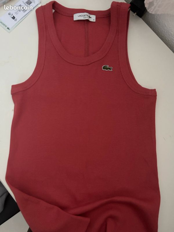 Lacoste (image 1)