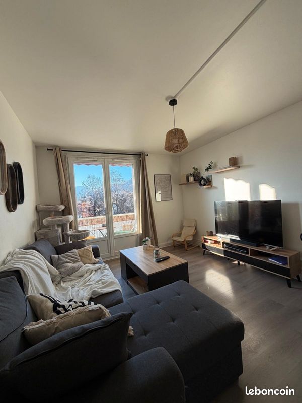 Appartement 3 pièces 53 m² · à Saint-Martin-d'Hères · 53 m² · 135 000 €
