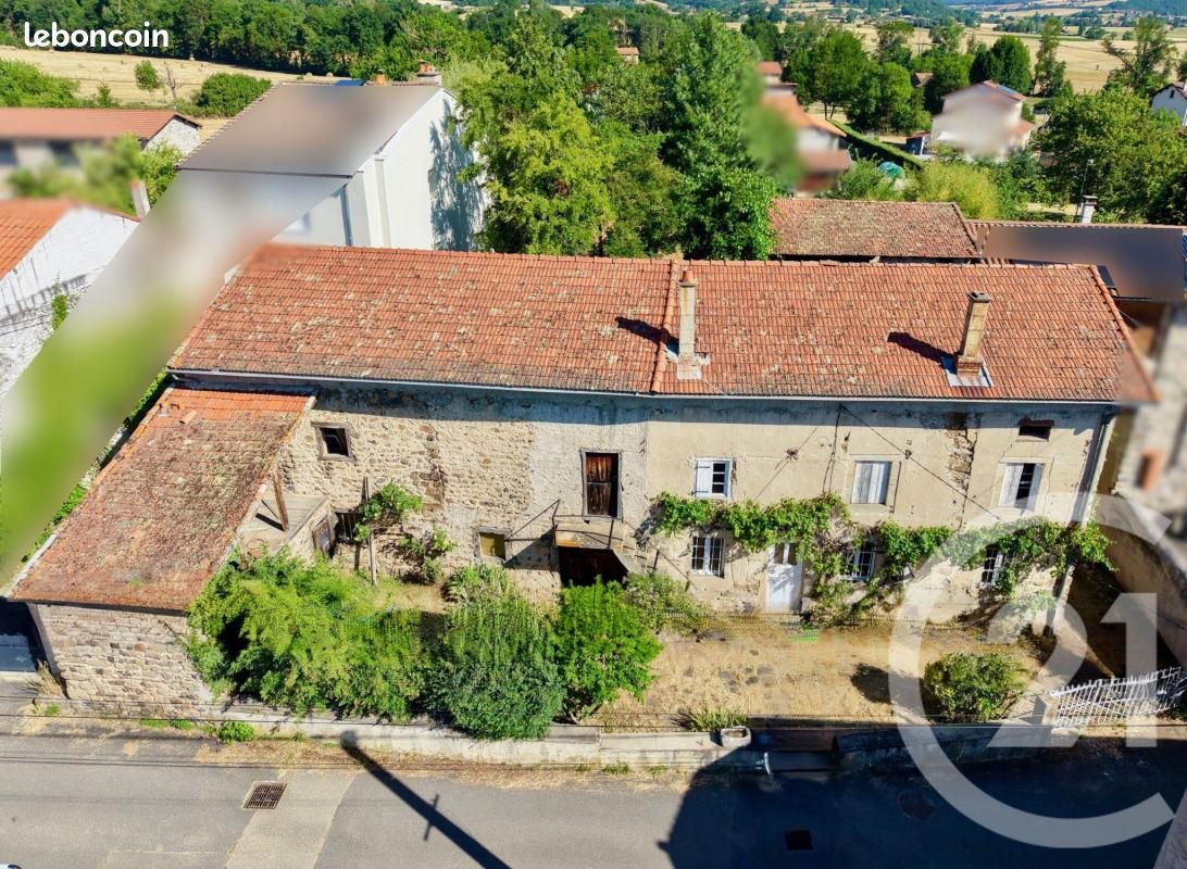 Maison 4 pièces 265 m² · à Saint-Vincent · 265 m² · 89 000 €
