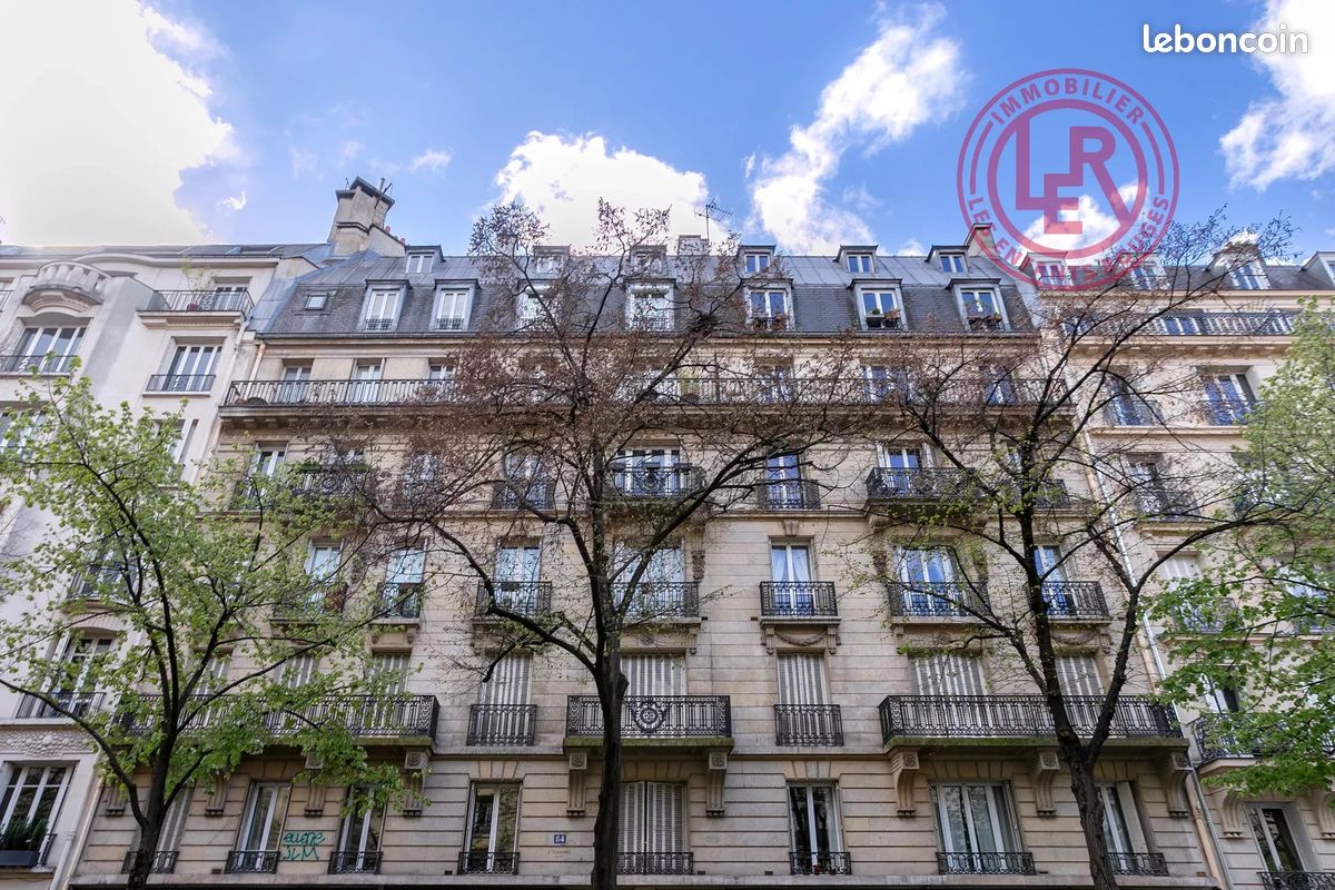 Appartement 1 pièce 24 m² · à Paris · 24 m² · 235 000 €