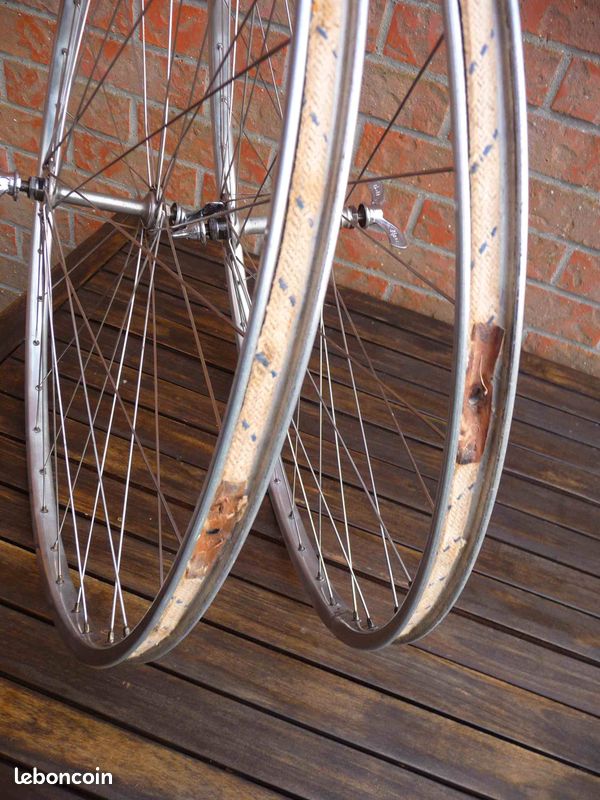 Paire De Moyeux CAMPAGNOLO GRAN SPORT Pour Vélo Course - Occasion