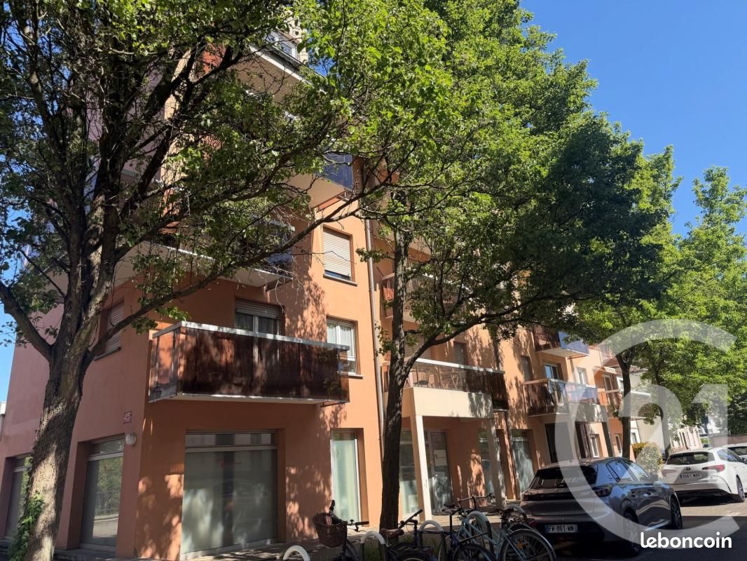 Appartement 5 pièces 83 m² · à Strasbourg · 83 m² · 300 000 €