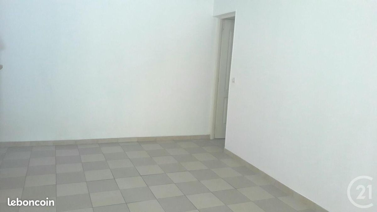 Appartement 3 pièces 45 m² · à Pont-Sainte-Maxence · 45 m² · 637 €/mois