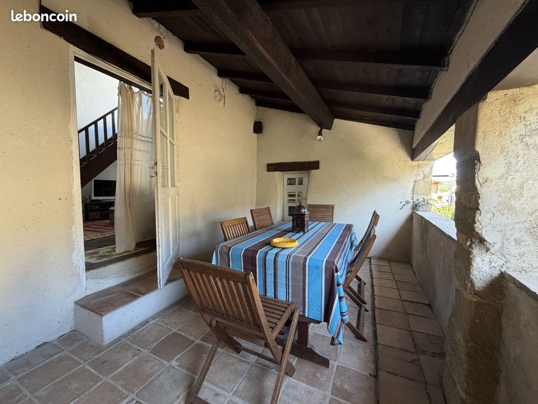 Maison 5 pièces 108 m² · à Saint-Quentin-la-Poterie · 108 m² · 345 000 €