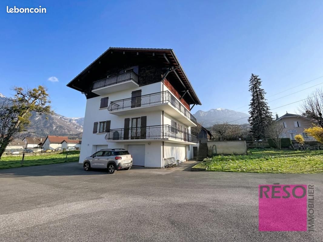 Appartement 2 pièces 43 m² · à Saint-Pierre-en-Faucigny · 43 m² · 900 €/mois