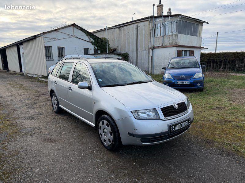 Skoda fabia combi 1.2i 64cv (image 2)
