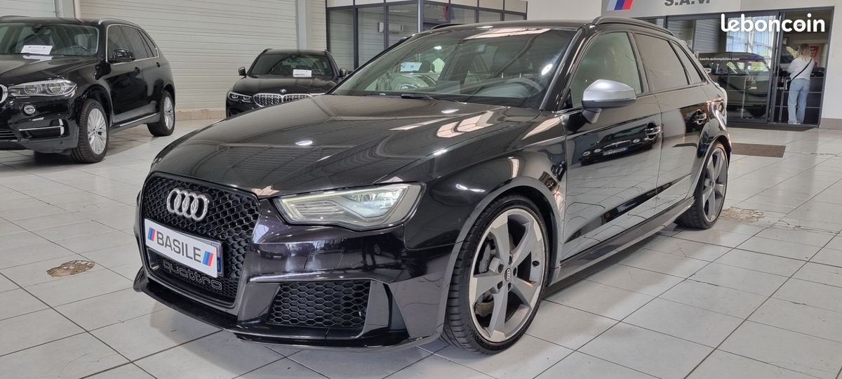 Audi RS3 SPORTBACK 2.5 TFSI quattro S-tronic (image 1)
