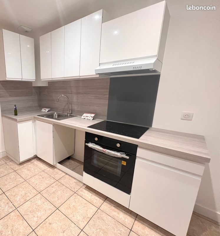 Appartement 2 pièces 45 m² · à Saint-Nazaire · 45 m² · 670 €