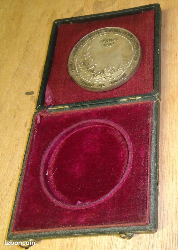 Médaille Ligue Parisienne De Football – Argent – Saison 1931-32