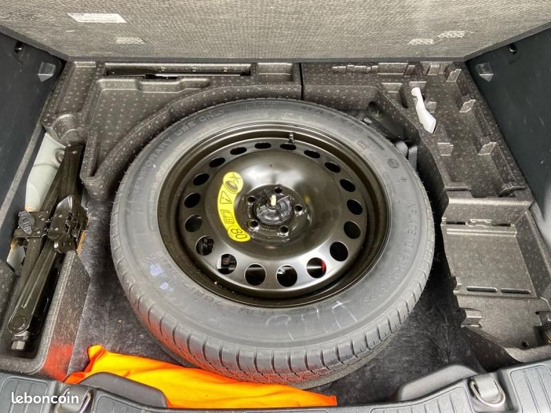 Ford Kuga 2.5 Duratec 190ch FHEV E85 ST-Line BVA (image 13)