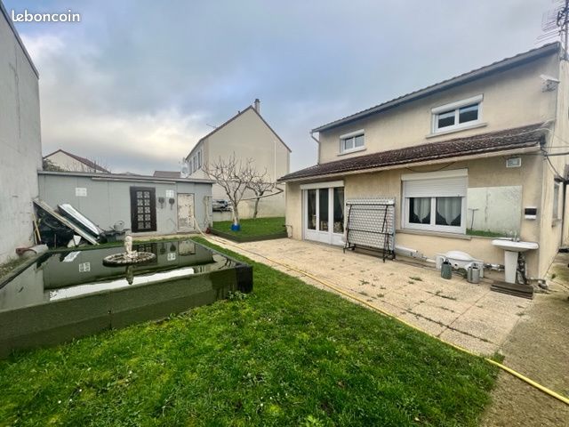 Maison 7 pièces 125 m² · à Stains · 125 m² · 312 000 €